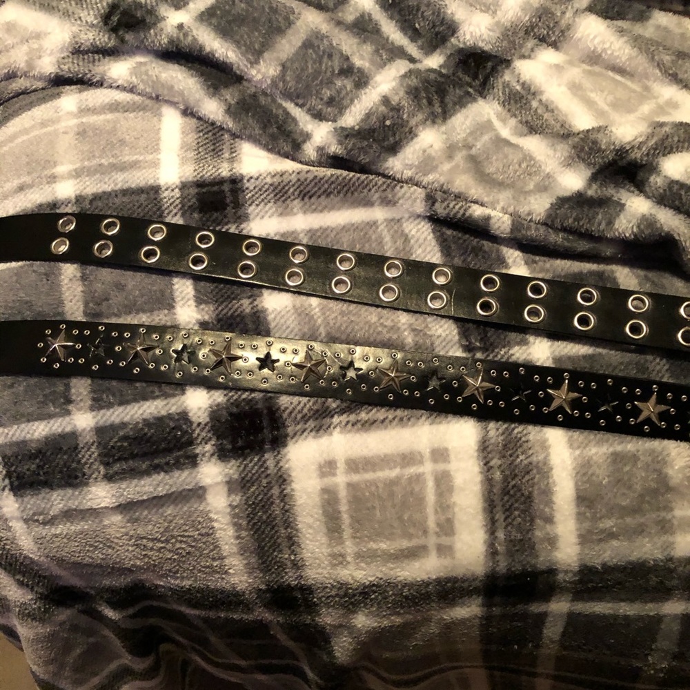 2 Torrid belts